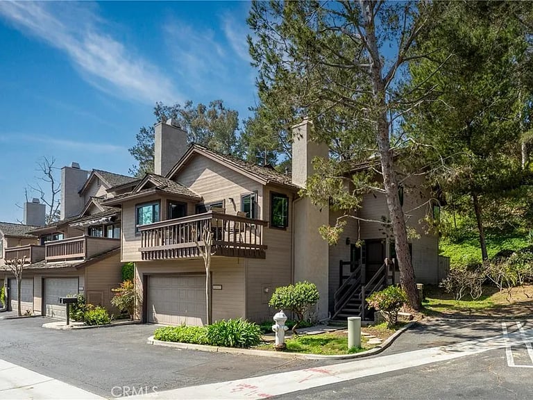 2067 Sea Cove Ln