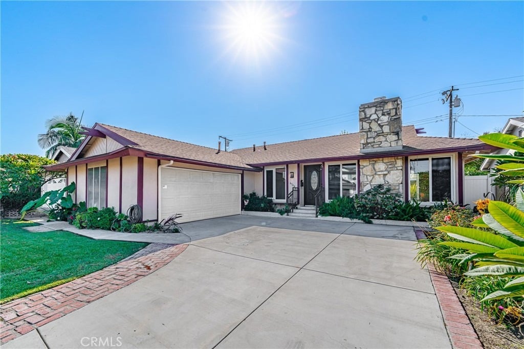 4544 Patricia Cir