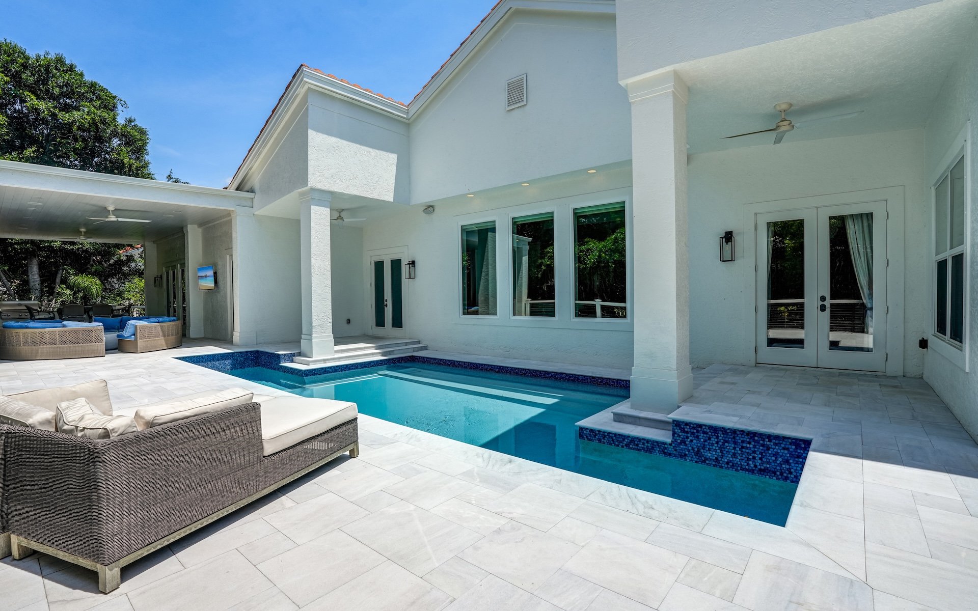 7562 Cordoba Cir