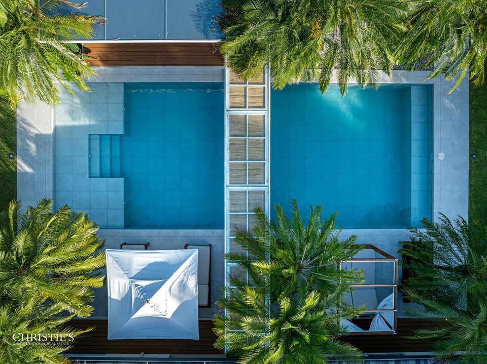 Casa Ohana – Comtemporary Luxury Villa, Steps from the Beach