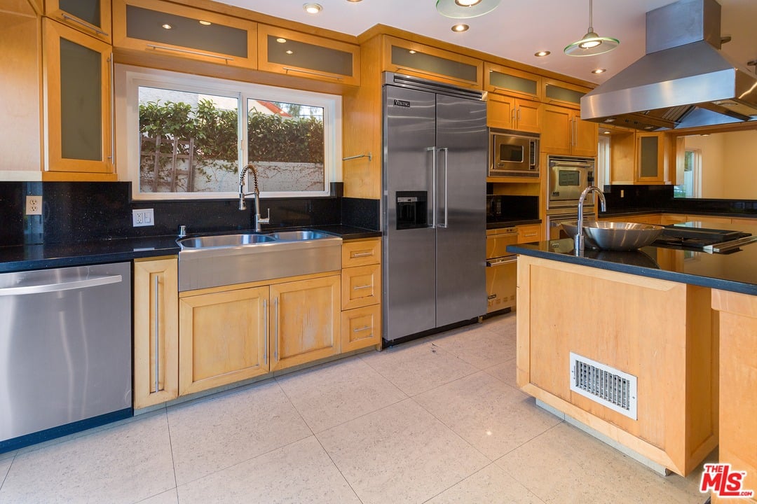 226 Le Doux Rd