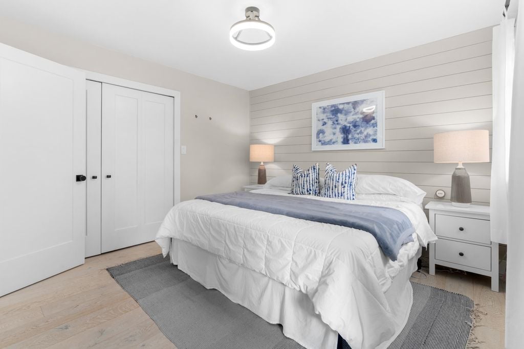 1702 Chesterfield Ave, #104