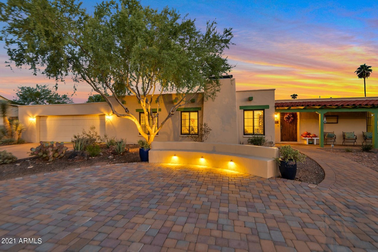 4553 E Palomino Rd