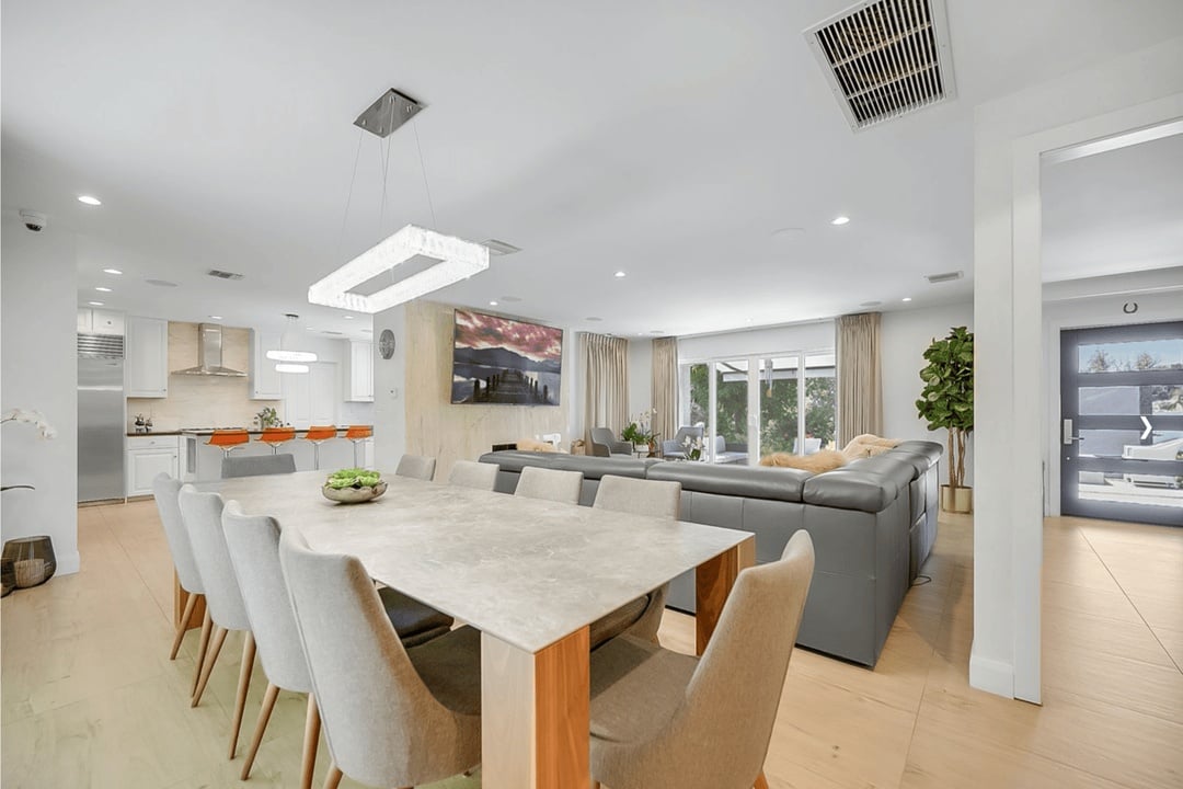 Luxe, Bellagio, 90049