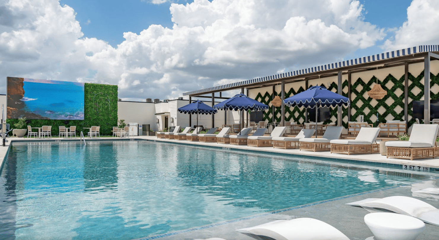 Up to 4 WEEKS FREE* on base rent PLUS $1,000 E-Gift Card!