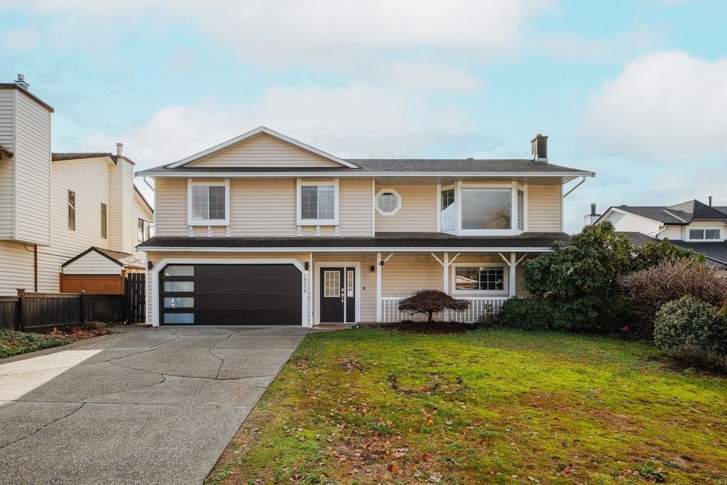 20220 121 Ave