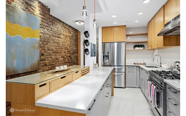 250 West 16th Street #LA