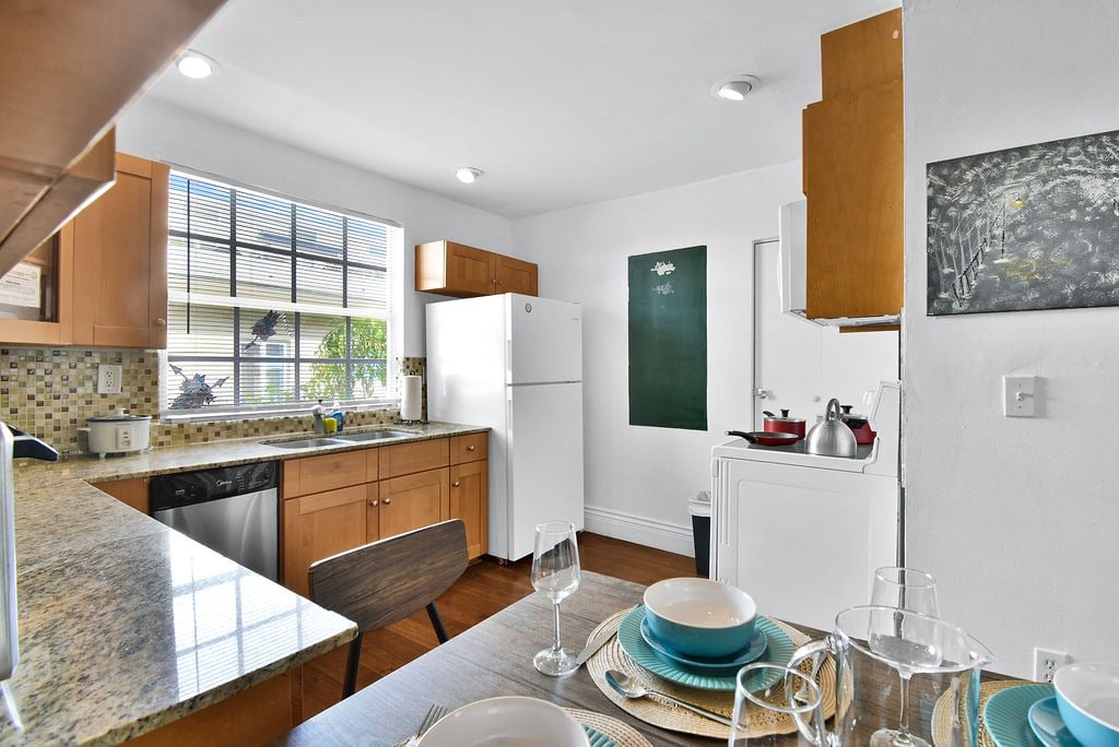 Boutique South Beach Hotel Sells by Luca Migliore