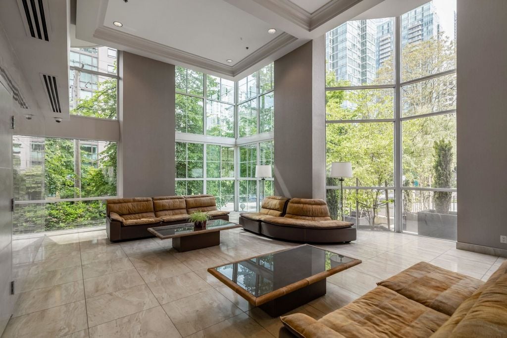 717 Jervis St, #3001