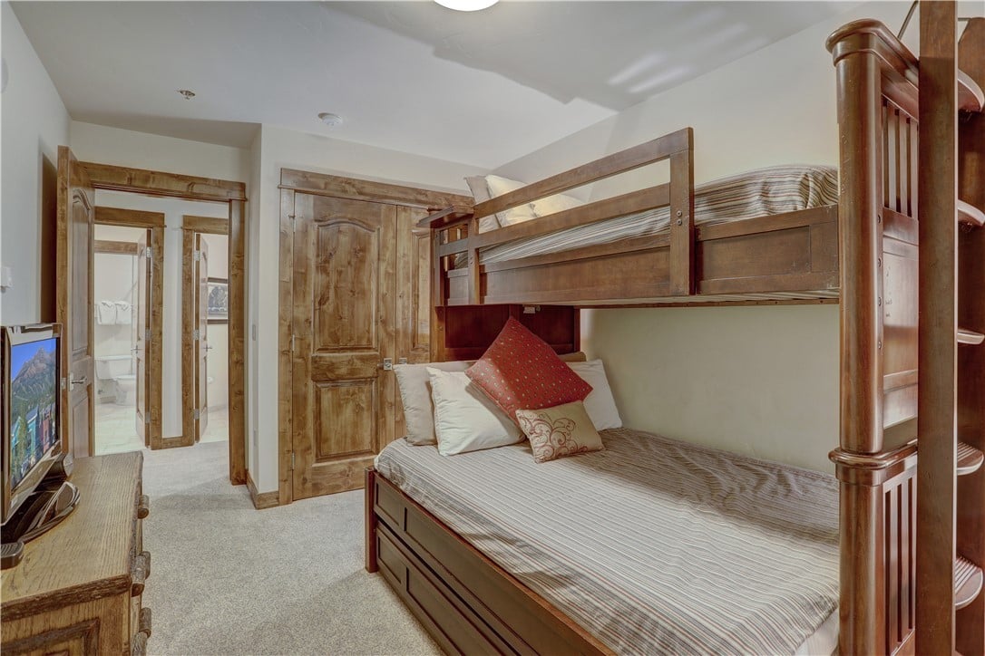 42 Snowfalke Dr, #608