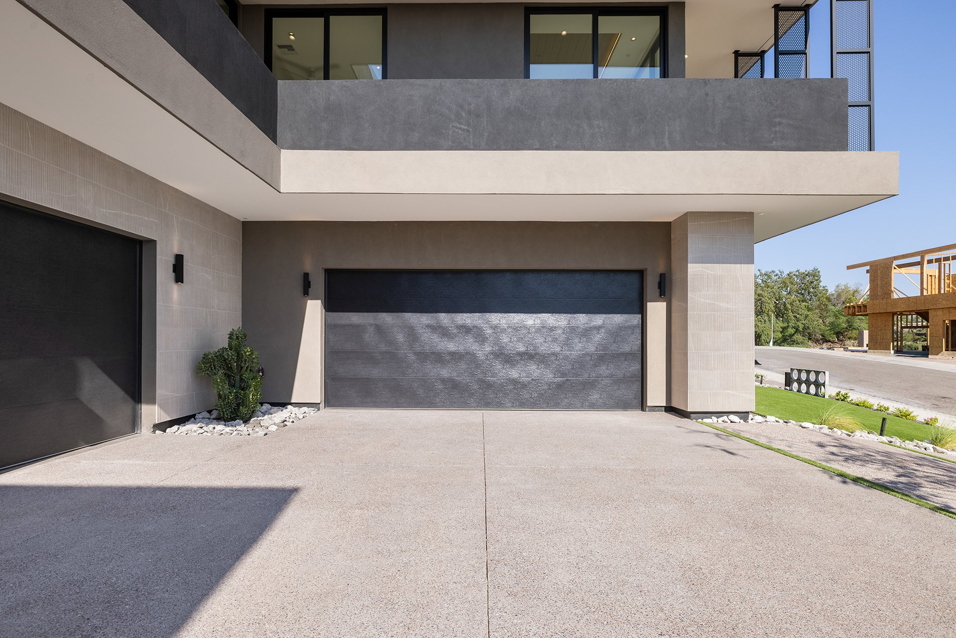 2228 E SOLAR Drive