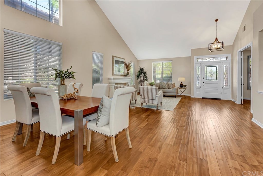 2238 N Azalea Dr