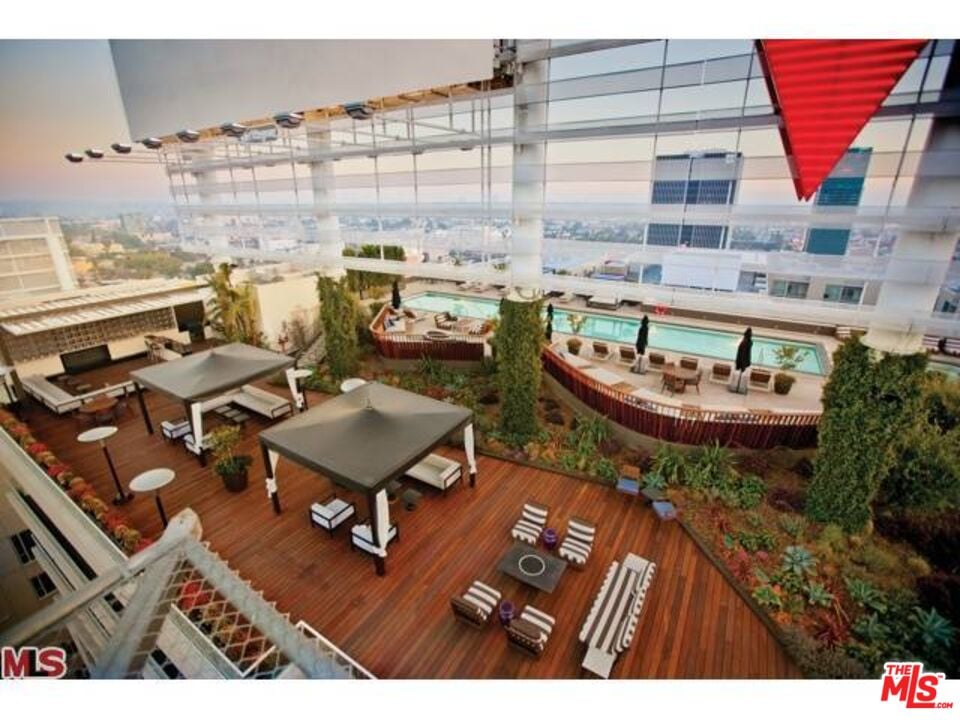 6250 Hollywood Blvd, #11N