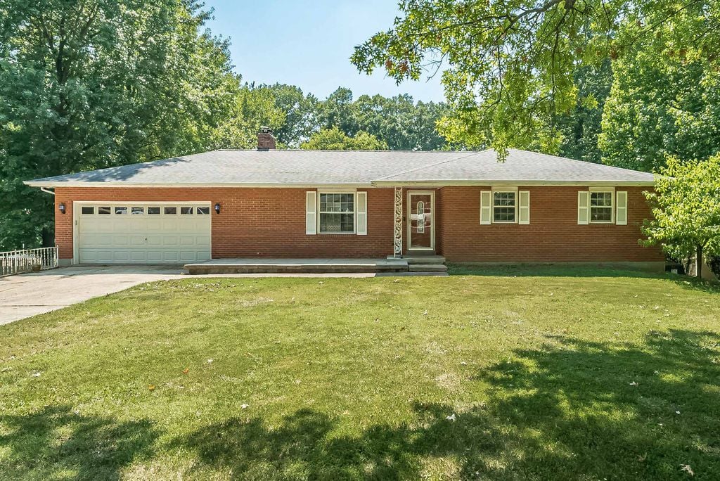 19 Briarwood Lane