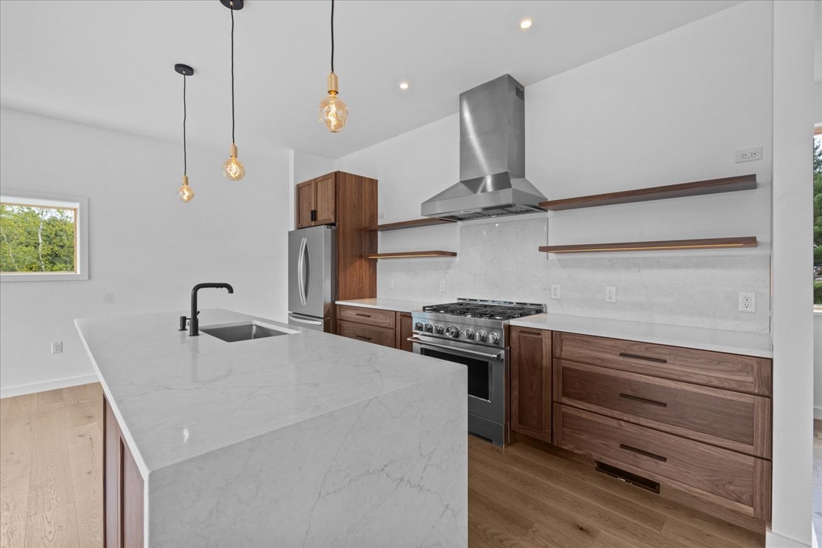 Welcome to Moscow Meadows