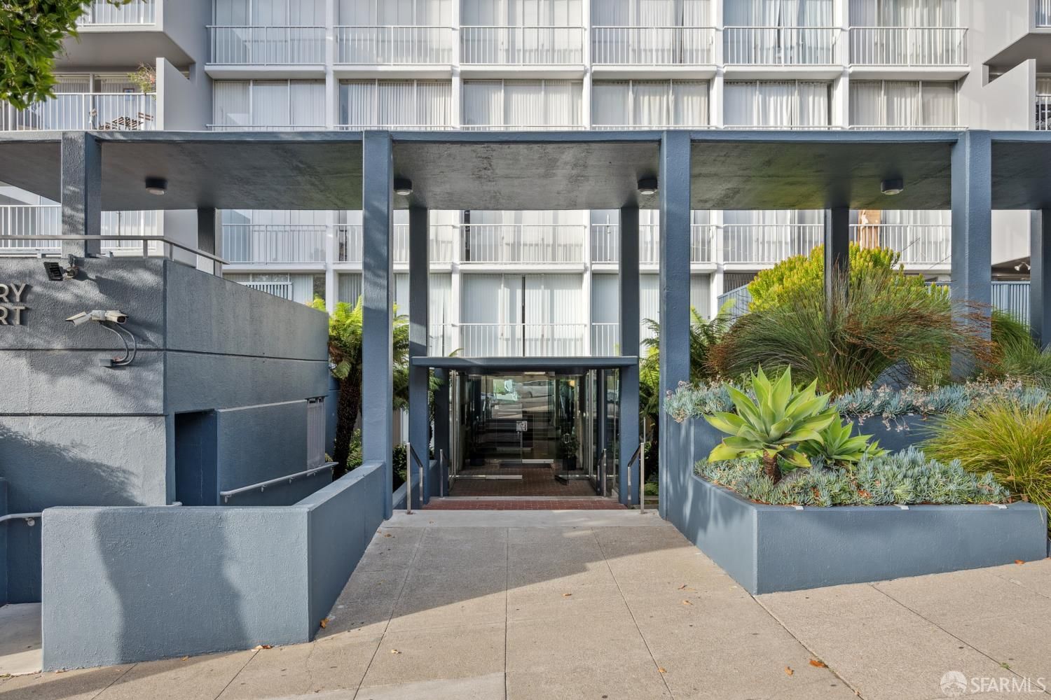 66 Cleary Ct, Unit 1409