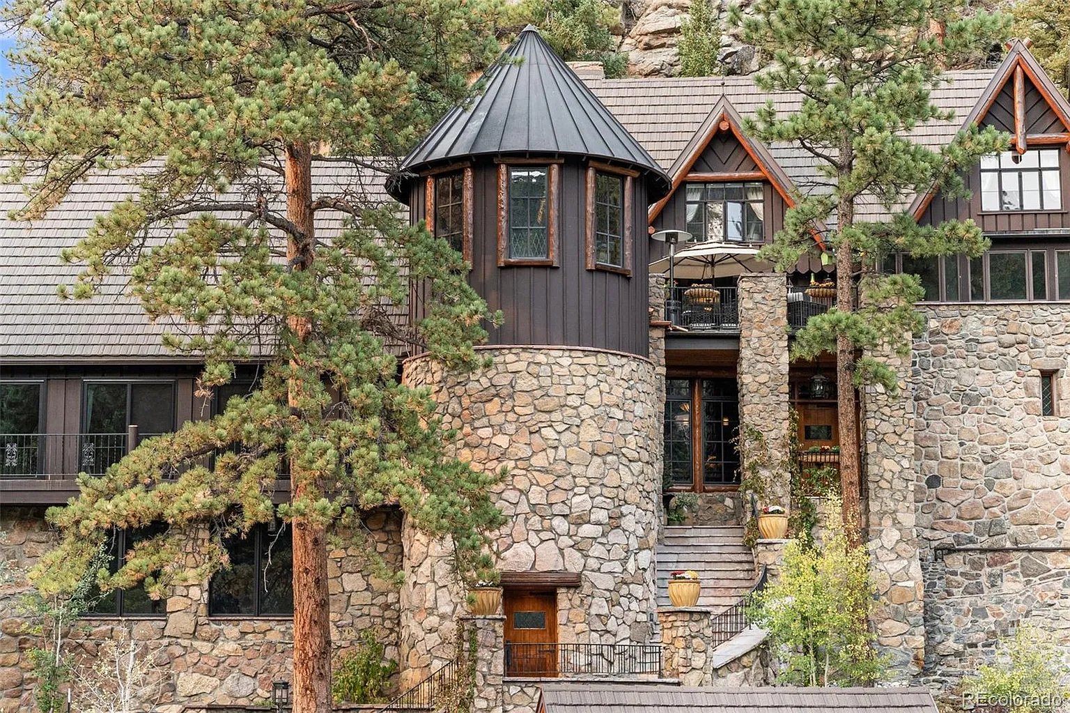 Bear Creek Castle
