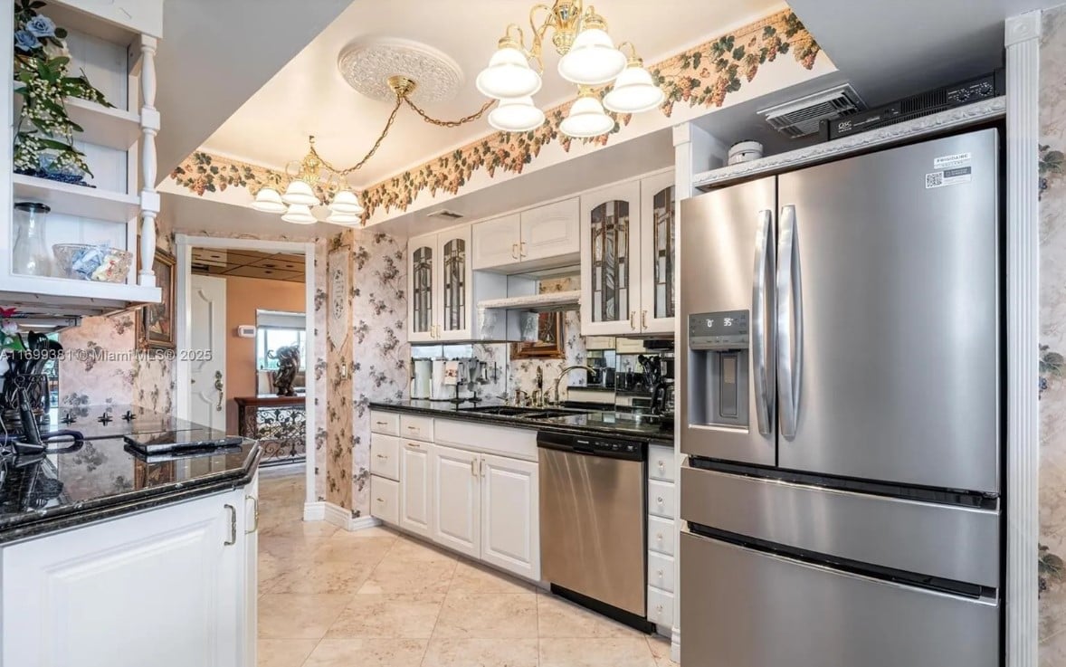 4301 N Ocean Blvd #303A