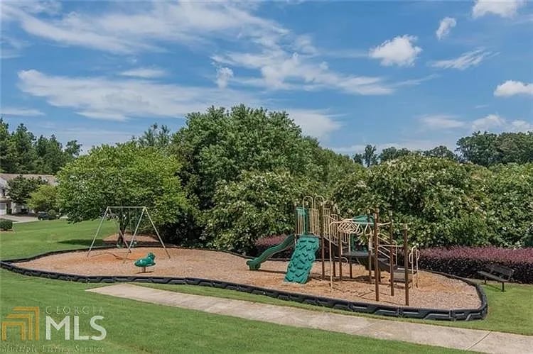 521 Windstone Trl
