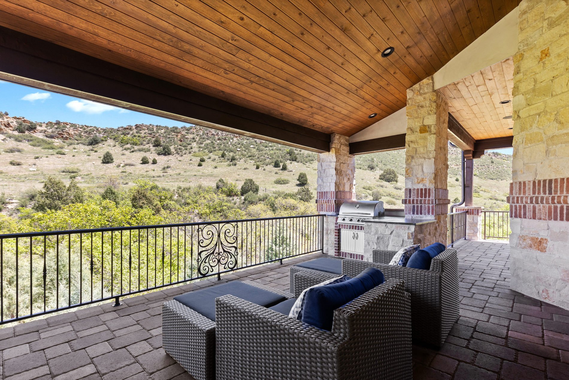 8278 Raphael Lane