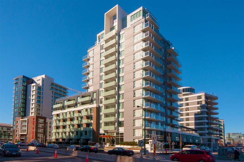 1661 Quebec St, #610