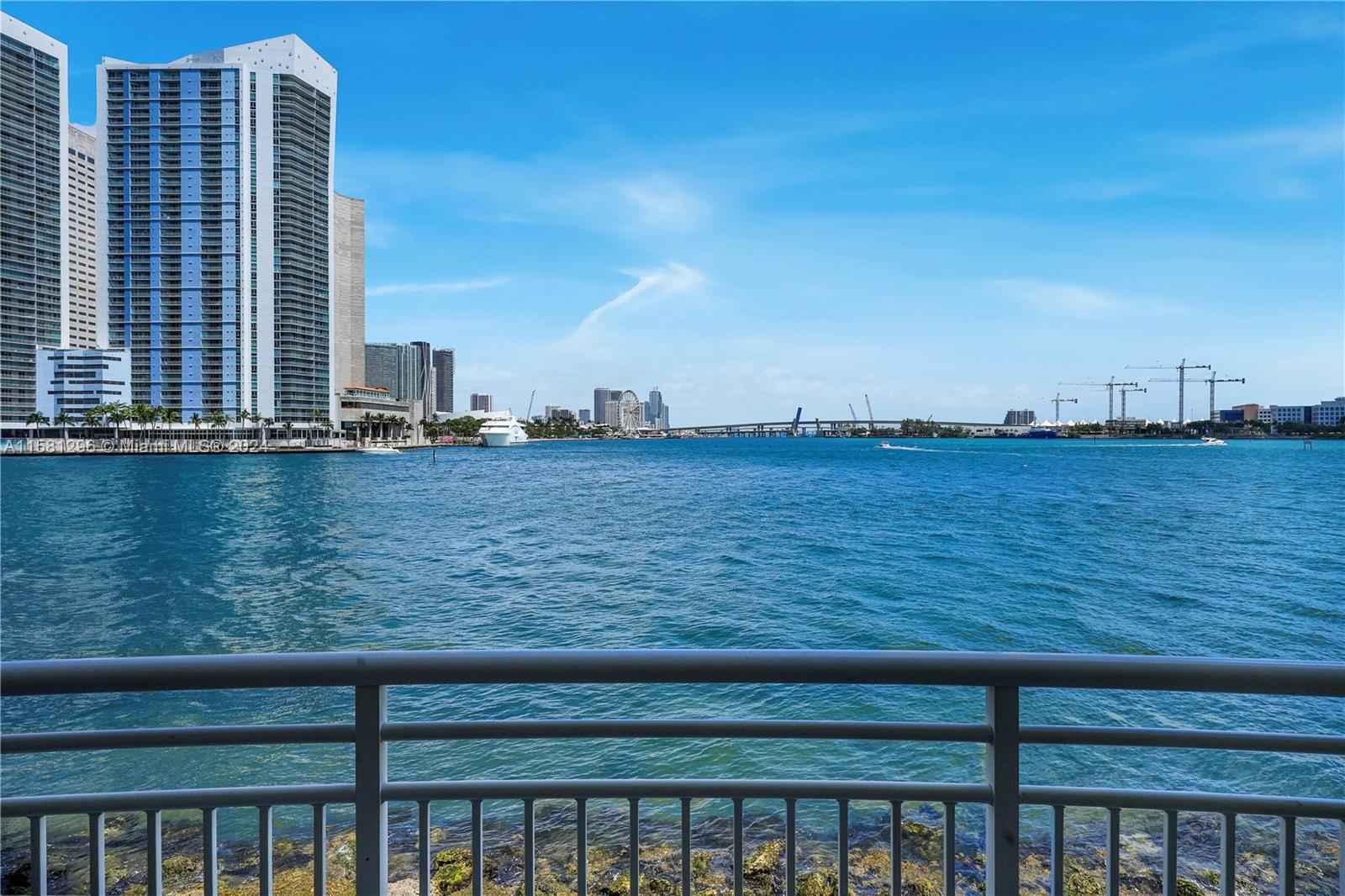 848 Brickell Key Dr Unit 204