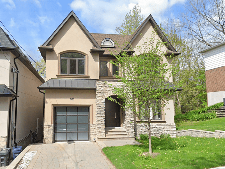 60 Scarboro Cres
