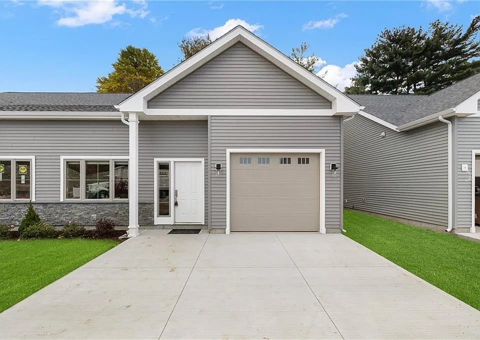 4 Blossom St Unit 78