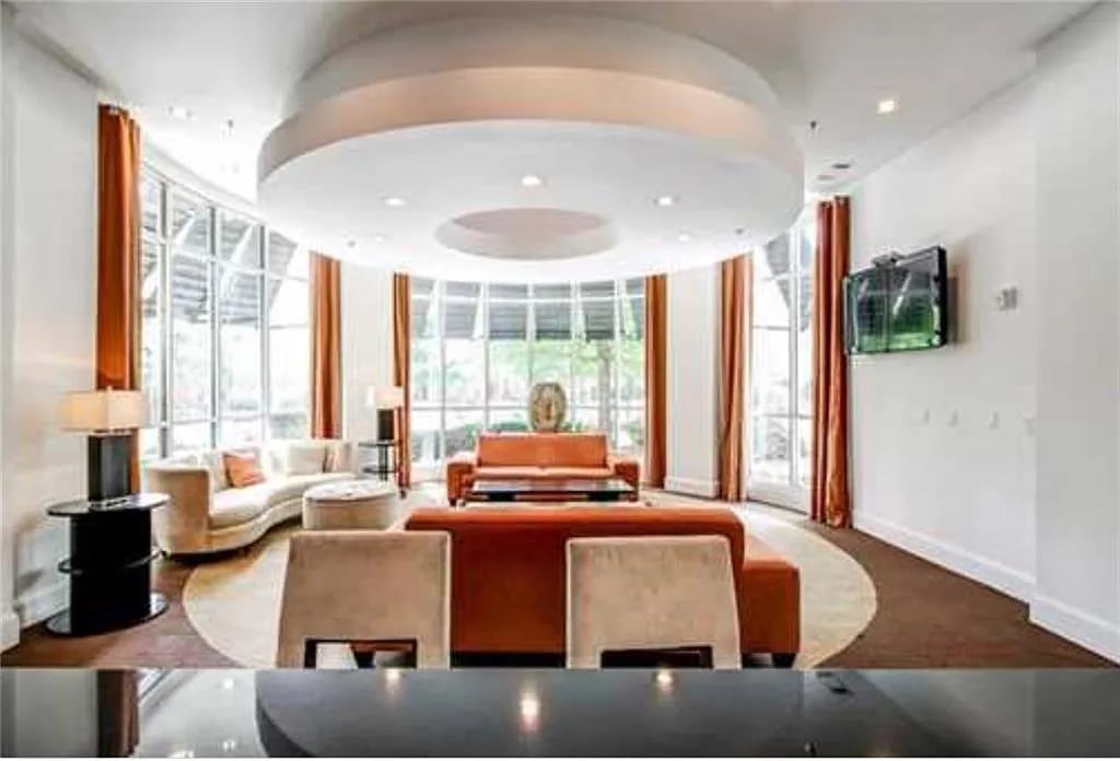 870 Inman Village Pkwy NE