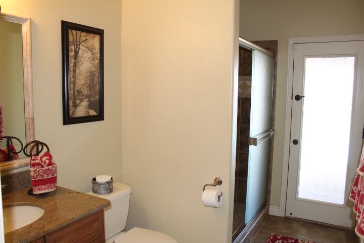 2562 Beverly Glen Dr. 