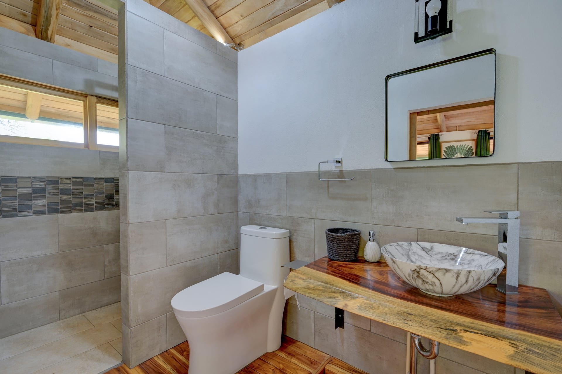 Tropical Lodge | Income-Producing Residential & Commercial Property Near Playa Grande