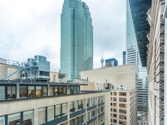 #1704 - 8 Colborne Street, Toronto Unit: 1704