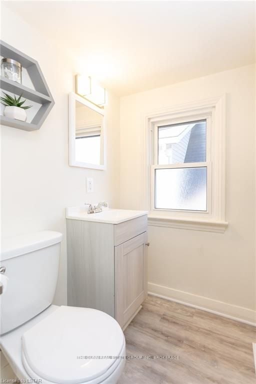 22 Thomas Janes Dr
