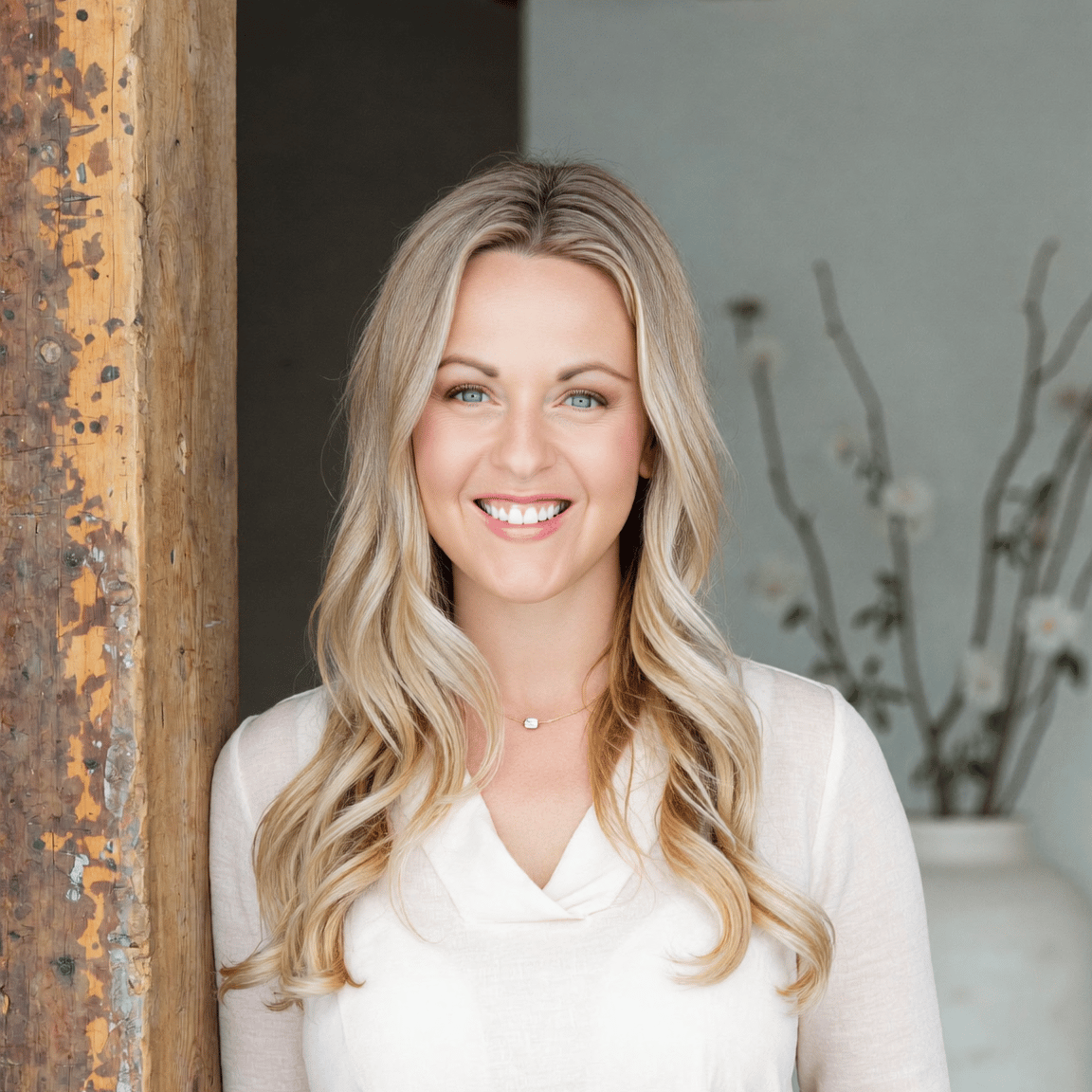 Jenn Thomson Elizabeth, CO Real Estate Agent Headshot