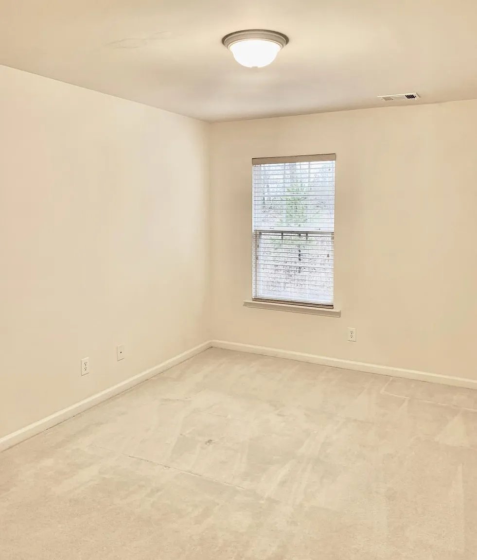 521 Windstone Trl