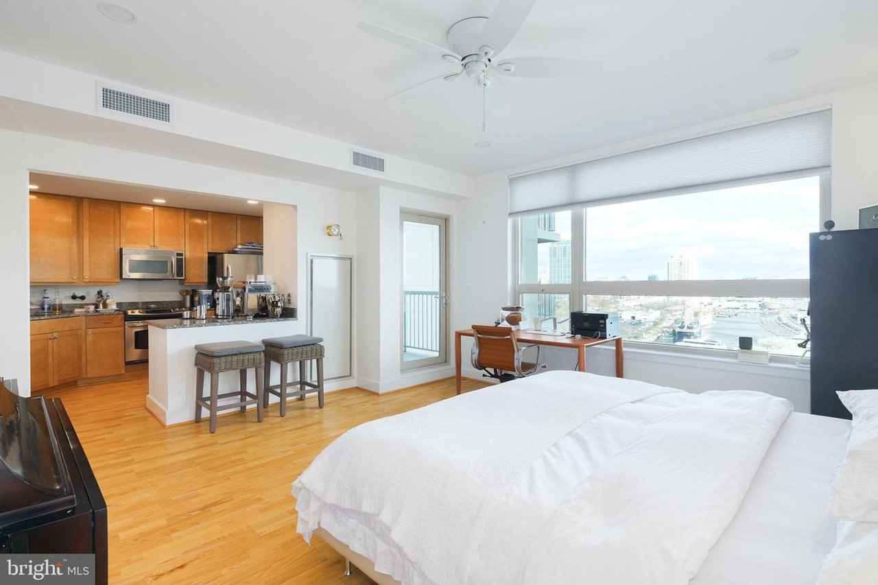 717 S Columbus Blvd #1108