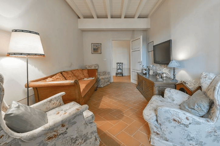 Charming Villa for Sale in Tuscany