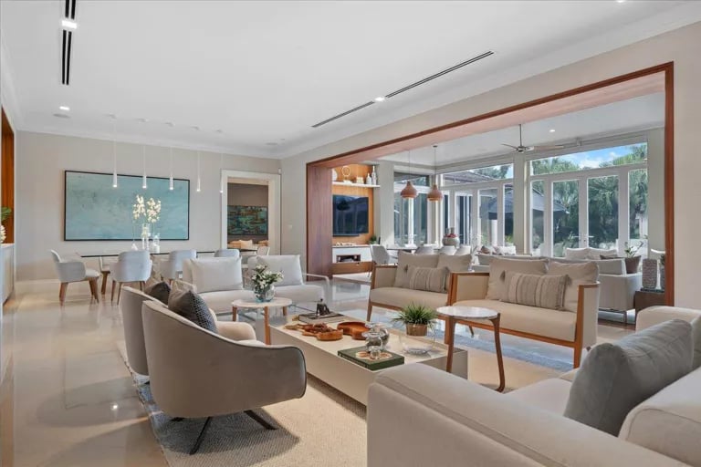 Old Fort Bay, Bahamas