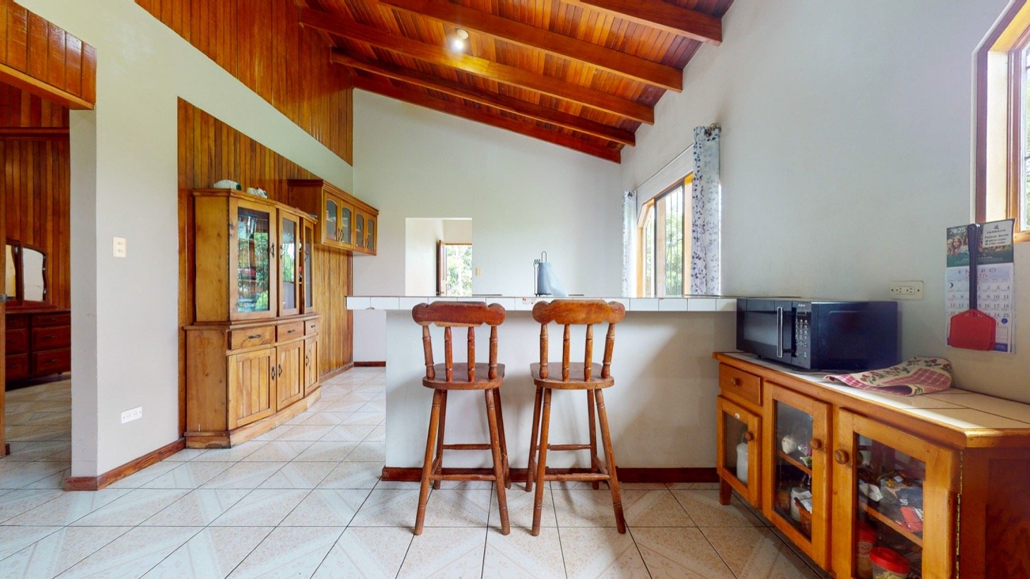 House for Sale in Ojochal, Costa Rica – Traditional Charm on 2.75 Acres