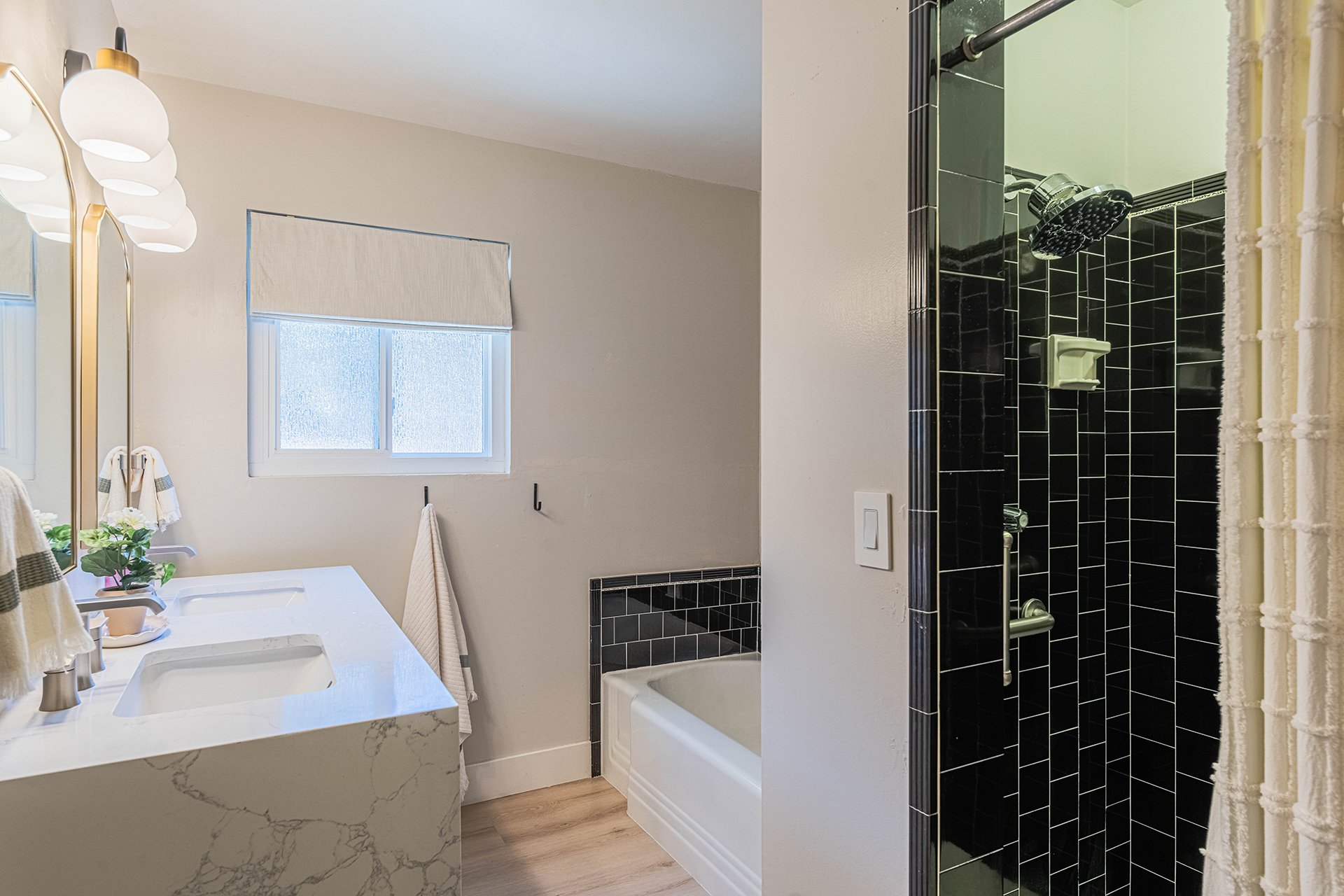 Charming Monterey Haven - 1056 Harrison St