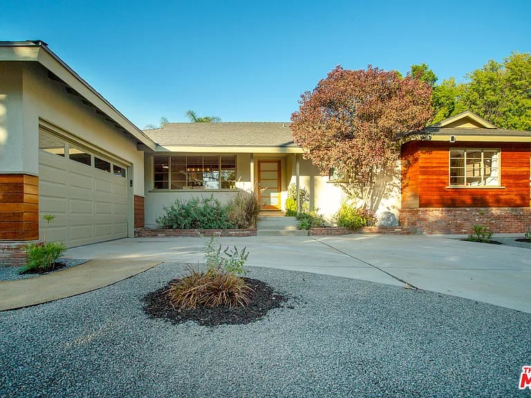 10409 Jimenez St