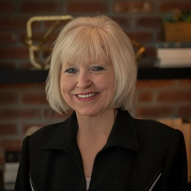Vikki McElhose Brooksville, FL Real Estate Agent Headshot