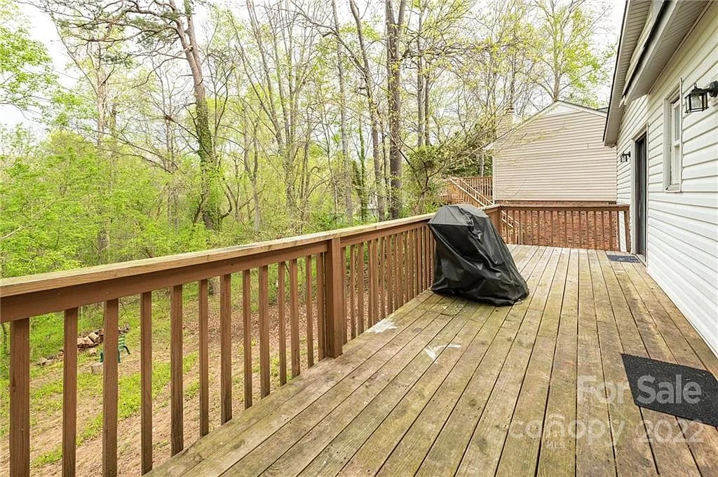 9121 Nathaniel Russell Ln