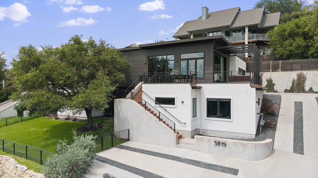 5819 Westslope Drive