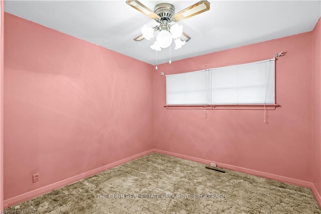 234 Merlin Cres