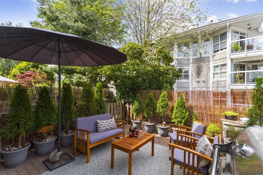 8515 Aquitania Pl