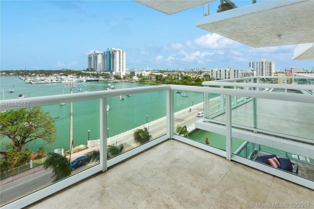 Grand Chrysta Dwyer-Hammon Sells Grand Venetian Stunner!