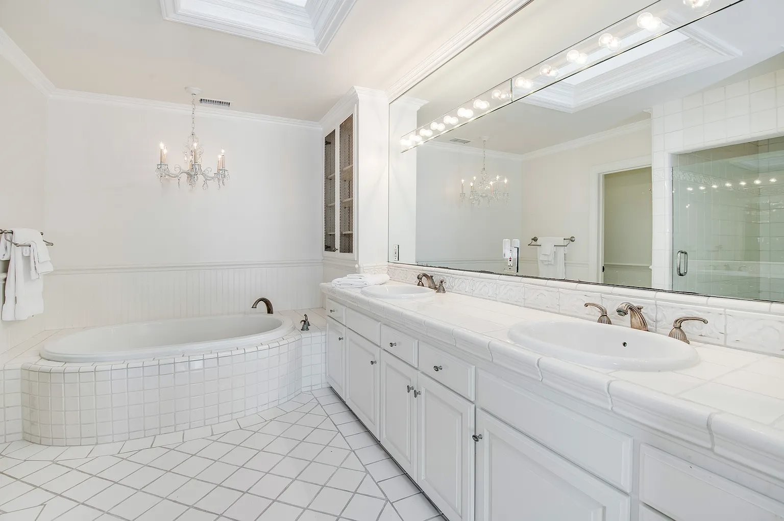  27086 Malibu Cove Colony Dr
