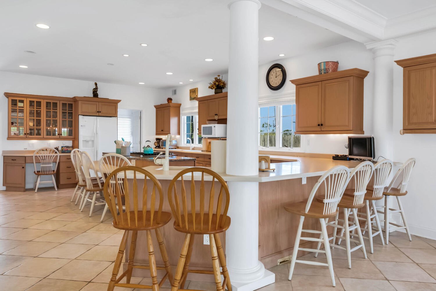 Summer Rental on the Oceanfront with Pool