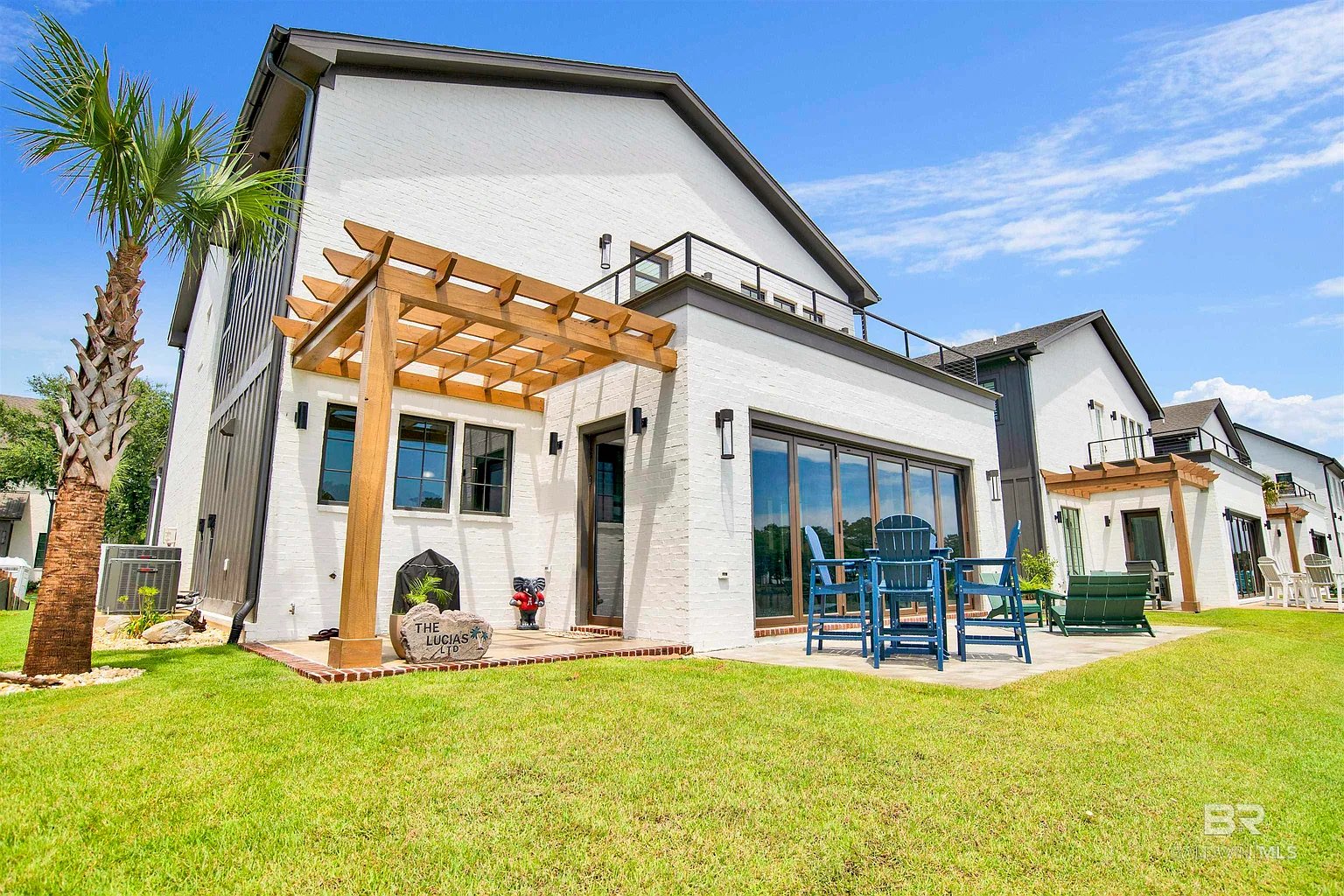 873 Inlet Cir